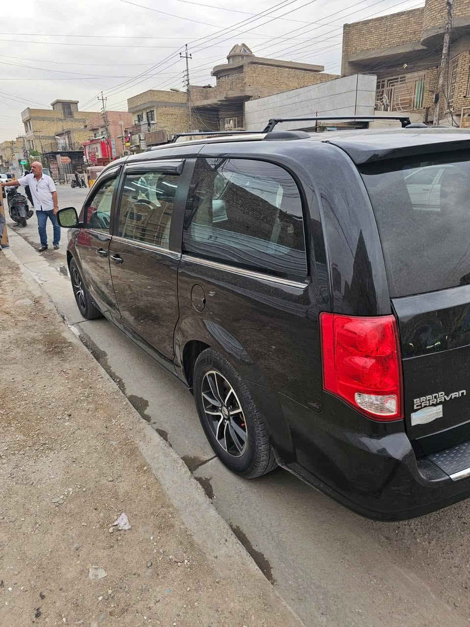 السلام عليكم دوج كرفان 2019
بيبان سلايت كهرباء 
صندوق بصمه كهرباء
السياره باسمي تحويل مباشر 

وارد امريكي حادث جاملغ وبنيد
 بدون ايرباك 
3 قطع تبريد 
تشغيل عن بعد 
تحكم ابواب وصندوك كهربائي
كشنات بلع تحكم كهرباء
السيارة فول احلة من الصور وماغاسلهة بترابهة صورتهة
مكاني بغداد  كفاءات العبيدي 
رقم  الهاتف ***********
سيد ماهر
