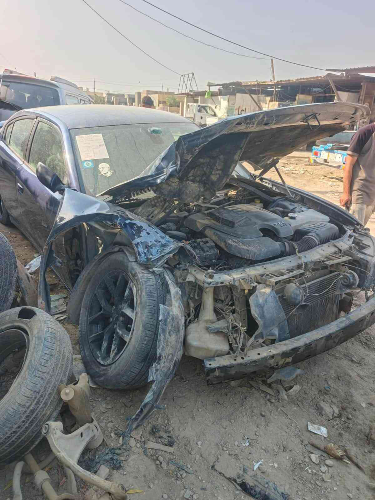السلام عليكم 
جارجر موديل 2015 
سياره كير ومكينه مكفولات 
السياره ب اسمي تحويل ثاني يوم 
ع وضع الحادث نبيع بدون تصليح 
السعر 115$ بيها مجال بسيط فقط 
للاستفسار الاتصال ع رقم ***********
غير متواجد ع الفيس بوك 
مكان السياره الحله - قضاء القاسم (ع)
