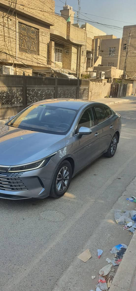 سلام عليكم ...
من رخصت الادمن المحترم ..
BYD دستروير 
موديل 2025 ماشيه ١٤ الكلي جديده جدآ
سياره كفاله عامه من كلشي 
لاصبغ لا بارد لا تكحيل كفاله عامه 
السياره مدوشمه كشنات تلبيس داخل ابيض كاعيات جدد تكم بيبان تغليف حفاضن ع السياره 
غراض السياره كامله ولا نقص 
المكان بغداد 
رقم الهاتف ***********
