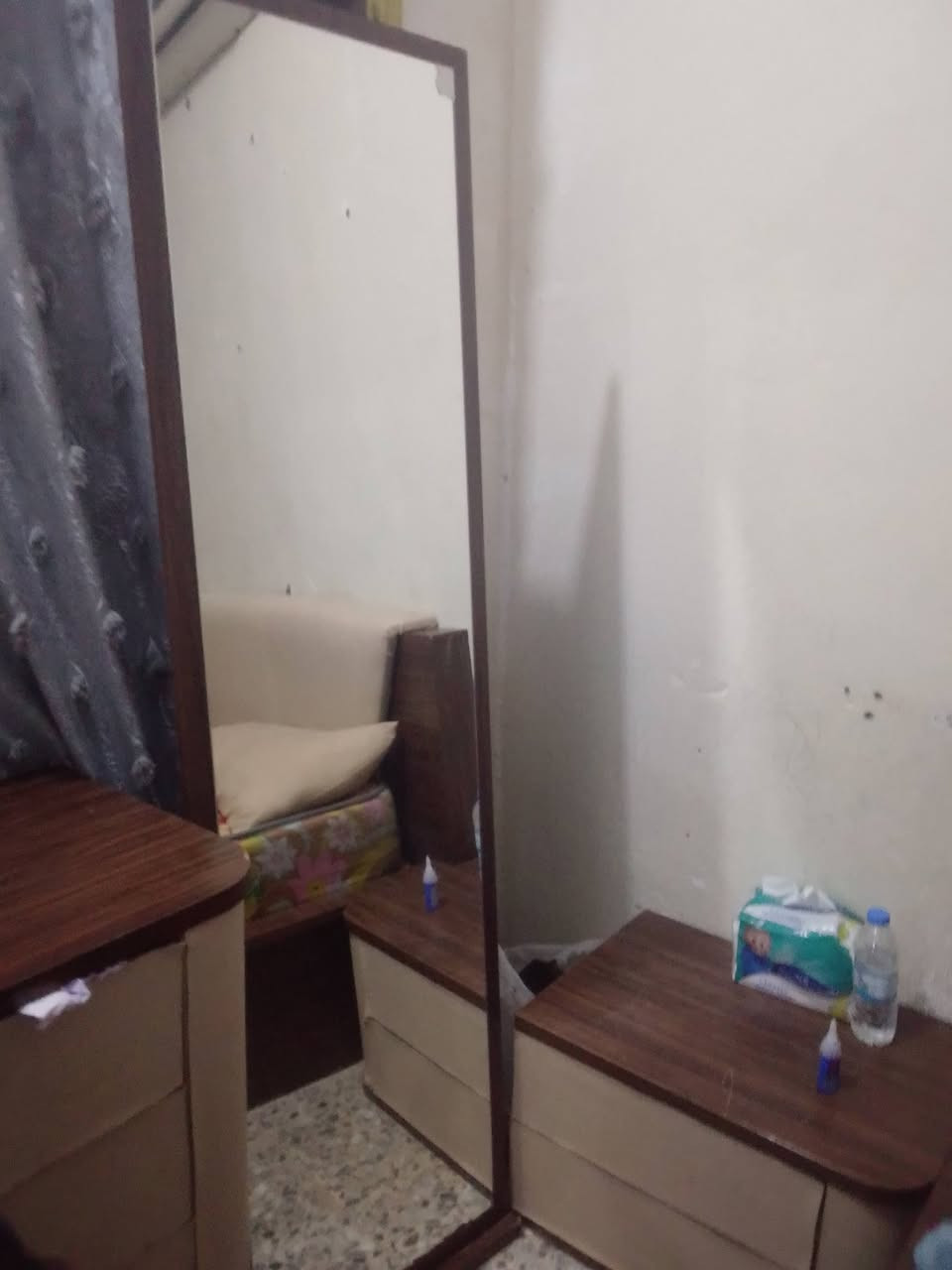 للبيع • ديكور منزلي • إشارة