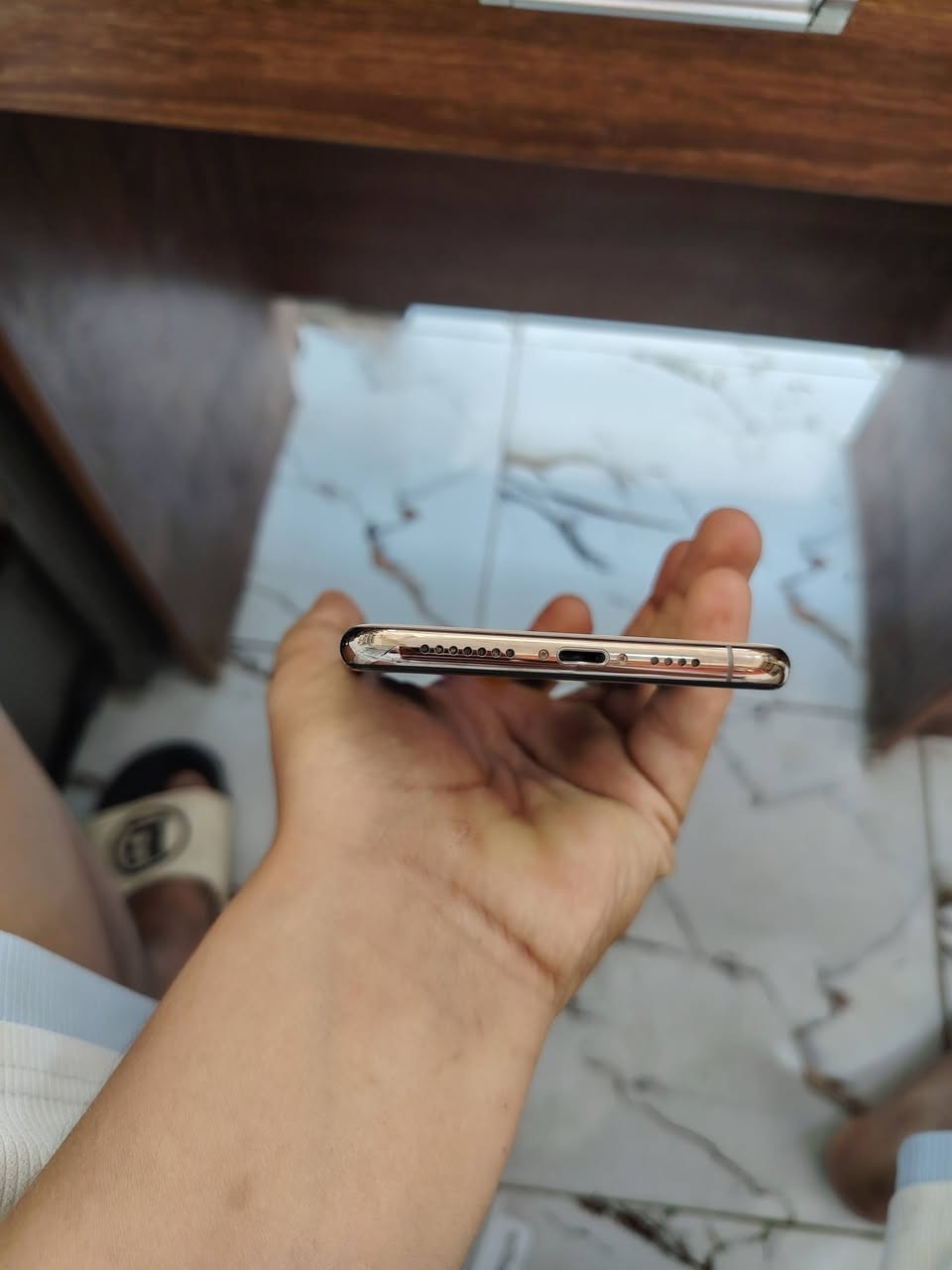 متوفر الآن جهاز iPhone XS Max بنظافة ممتازة مع ضمان كامل!
الذاكرة: 256 جيجابايت
​نسبة البطارية: 92% (ممتازة جداً)
​الحالة: الجهاز بشرط الضمان، ما مبدل بيه أي قطعة (كلشي بلاد)
​📌 الجهاز متوفر حالياً في مركز أبل - اللطيفية.
للتواصل والاستفسار، يرجى زيارة المركز أو المراسلة عبر الصفحة
او تصال بهاذ رقم ***********

