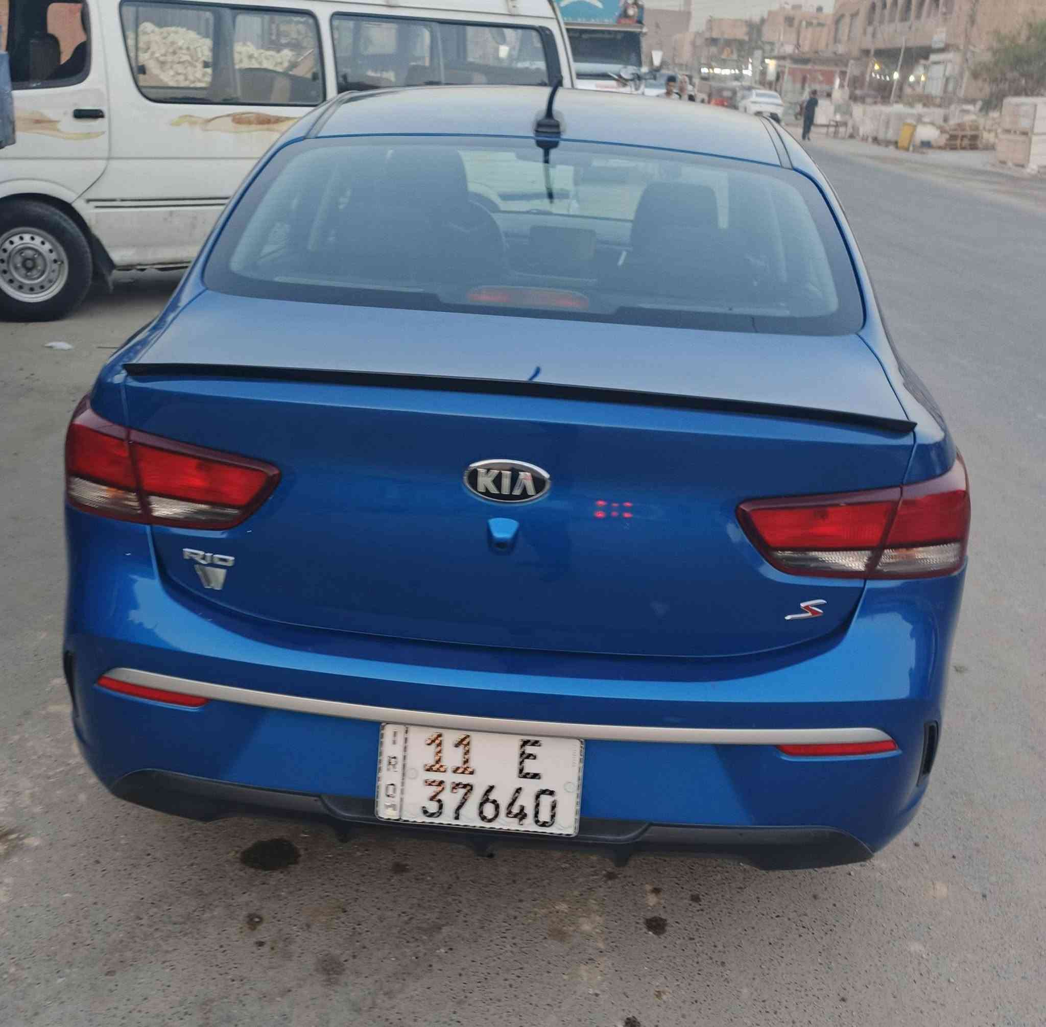 سلام عليكم كي ريو S موديل 21 لون جويتي ماشية 31 حادثهة حلو جاملغ يسرة
السيارة جاهزة متصرف عليهة ربع دينار 

كير مكينة صدر تبريد كفالة تخم تاير جديد 

رقم بغداد هزة سنوية كلة جديد 

عنواني بغداد 

رقم ***********
