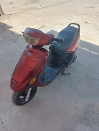 فراشة • مكينة حاوية • تايرات جدد