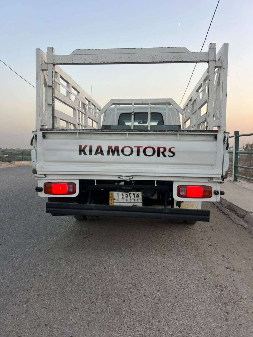 السلام عليكم كيا فونتيرا موديل 2001 ام عيون سياره رقم بابل شاصي مقفول حداديه جاهزه مكان بابل ***********
