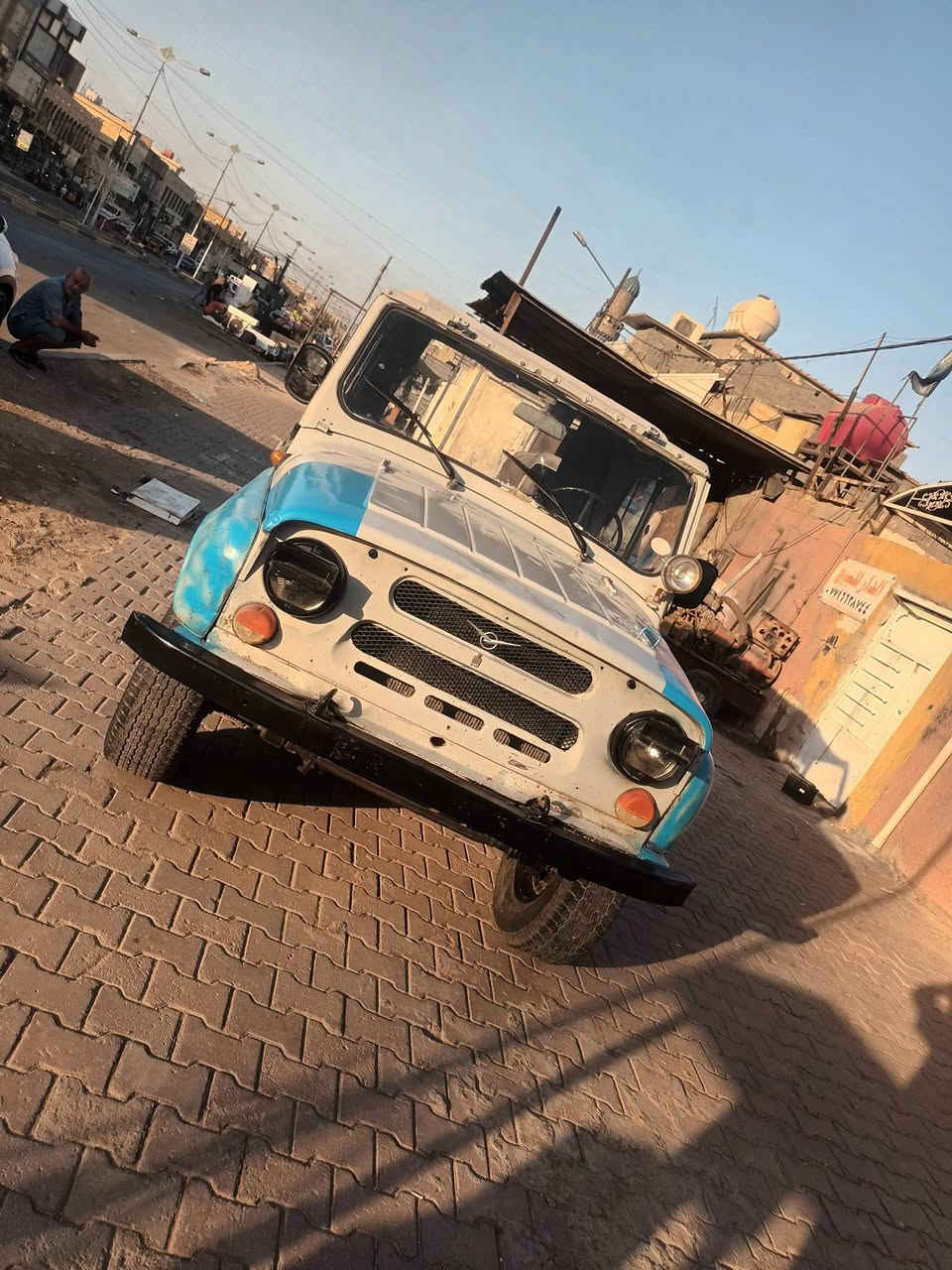 واز البيع بدون رقم موديل 2000مكينه وكير ونجي مكفولات تحويره دسكات وكسن فاره وكهربيات كله شغاله وسياره بلادي رصاصي بكاني بغداد مدينة الصدر وليحب يخابر رقمي ***********
