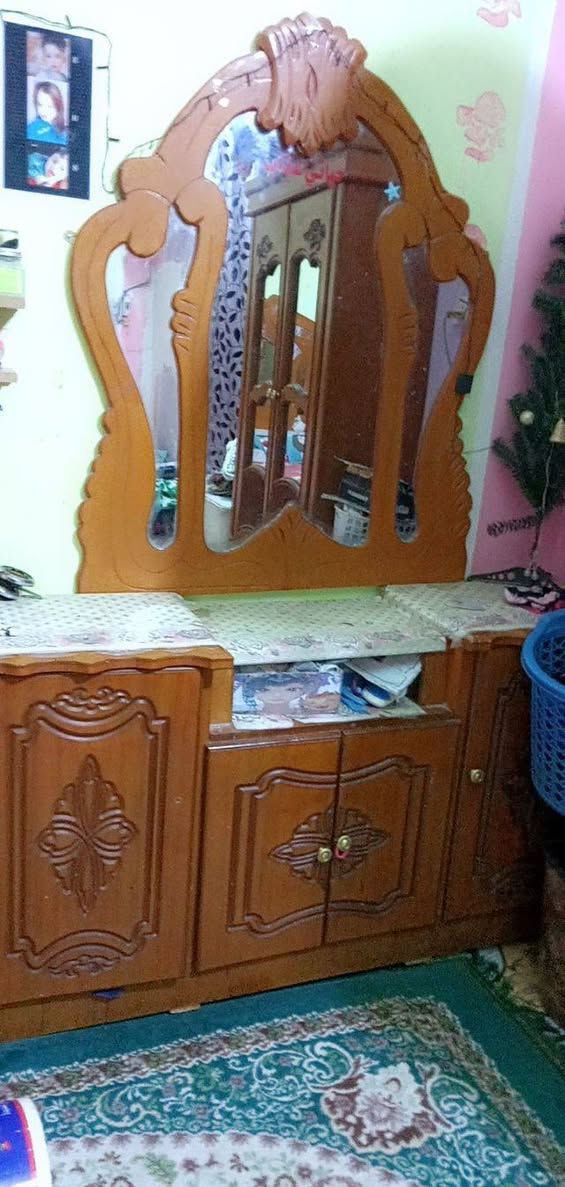 سلام عليكم غرفه لبيع ***********
