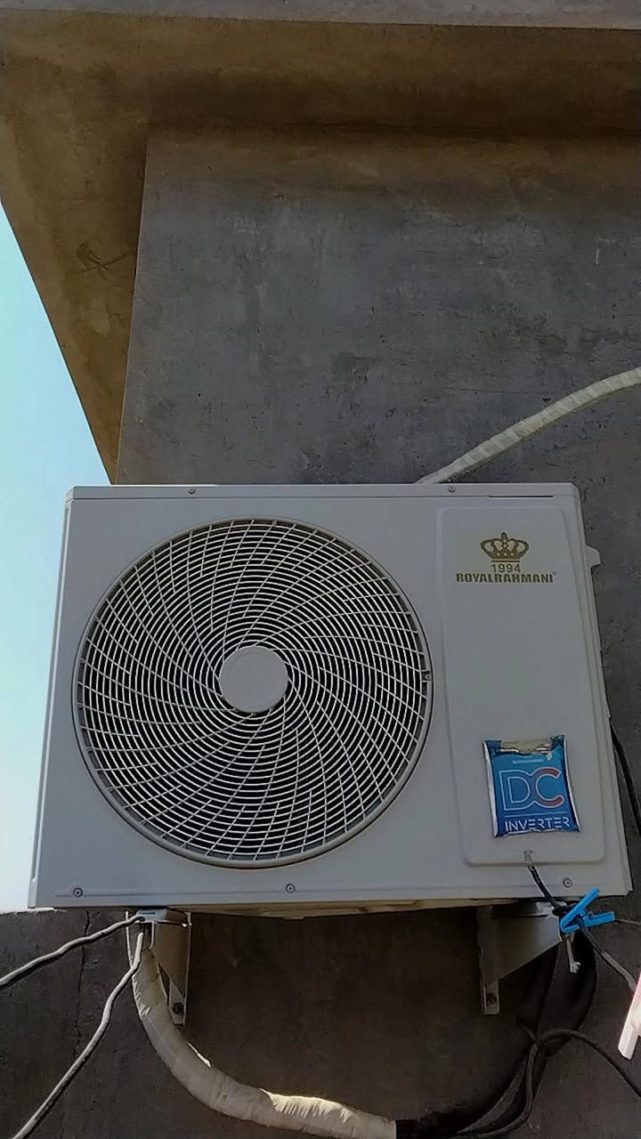سلام عليكم سبلت لفيرته طن ونص بس منقص غاز رقم ***********
