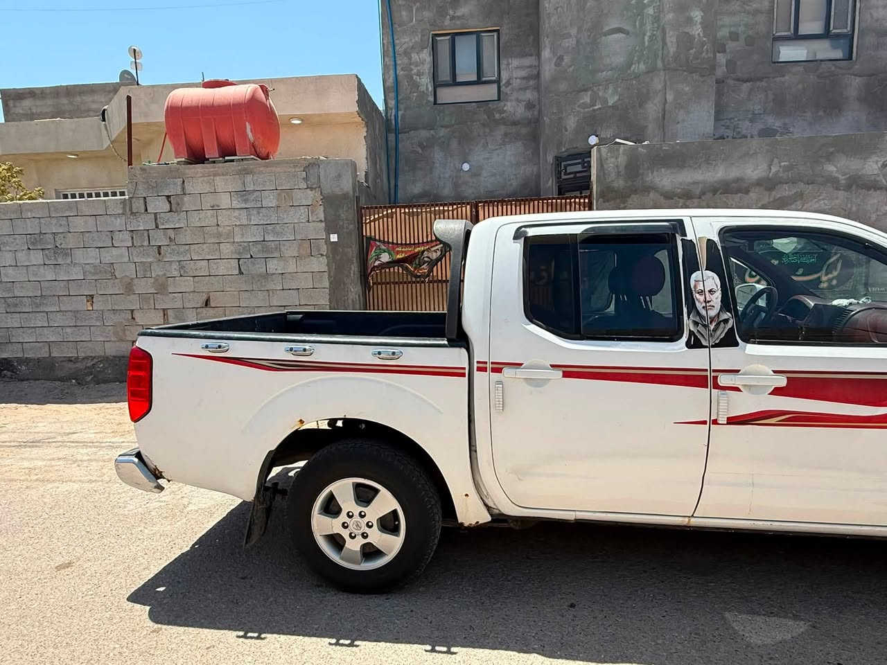 السلام عليكم
نيفاره البيع موديل ١٤ سنويه منتهيه رقم بصره مكاني البصره الجزيره غير متواجده على النت ***********
