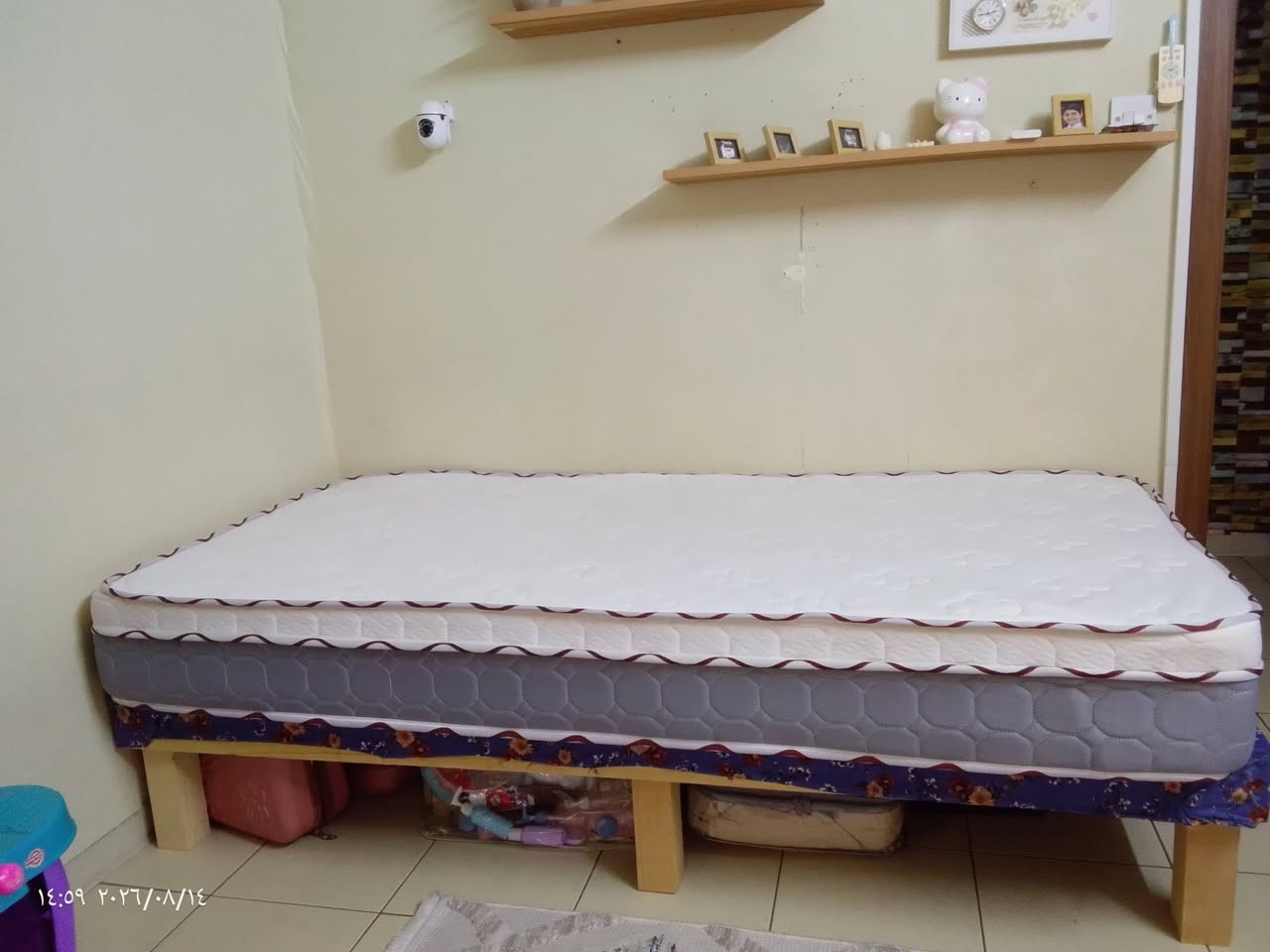 دوشك طبي اصلي جديد جديد جديد ما مستخدم سعره 60 الف دينار الرقم (***********)
