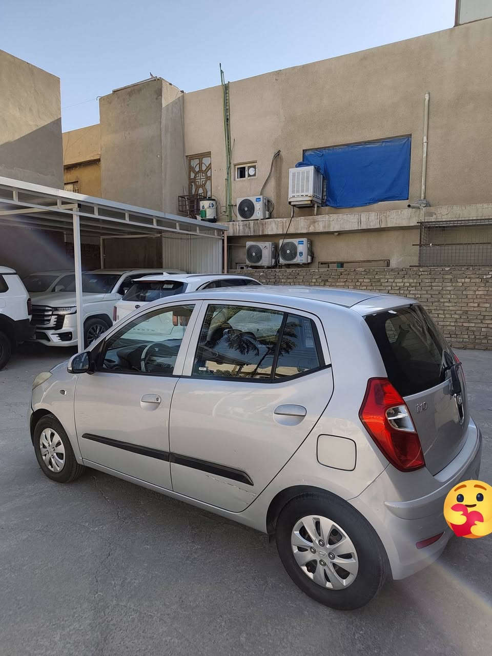 هونداي i10 موديل ١٥ السيارة بدون صبغ المكان بغداد السيدية السيارة مال بيت نظيفة تبريد شغال كاملة بدون اي نقص السع..ر ٧٧ للتواصل والاستفسار واتساب *********** اتصال فقط
