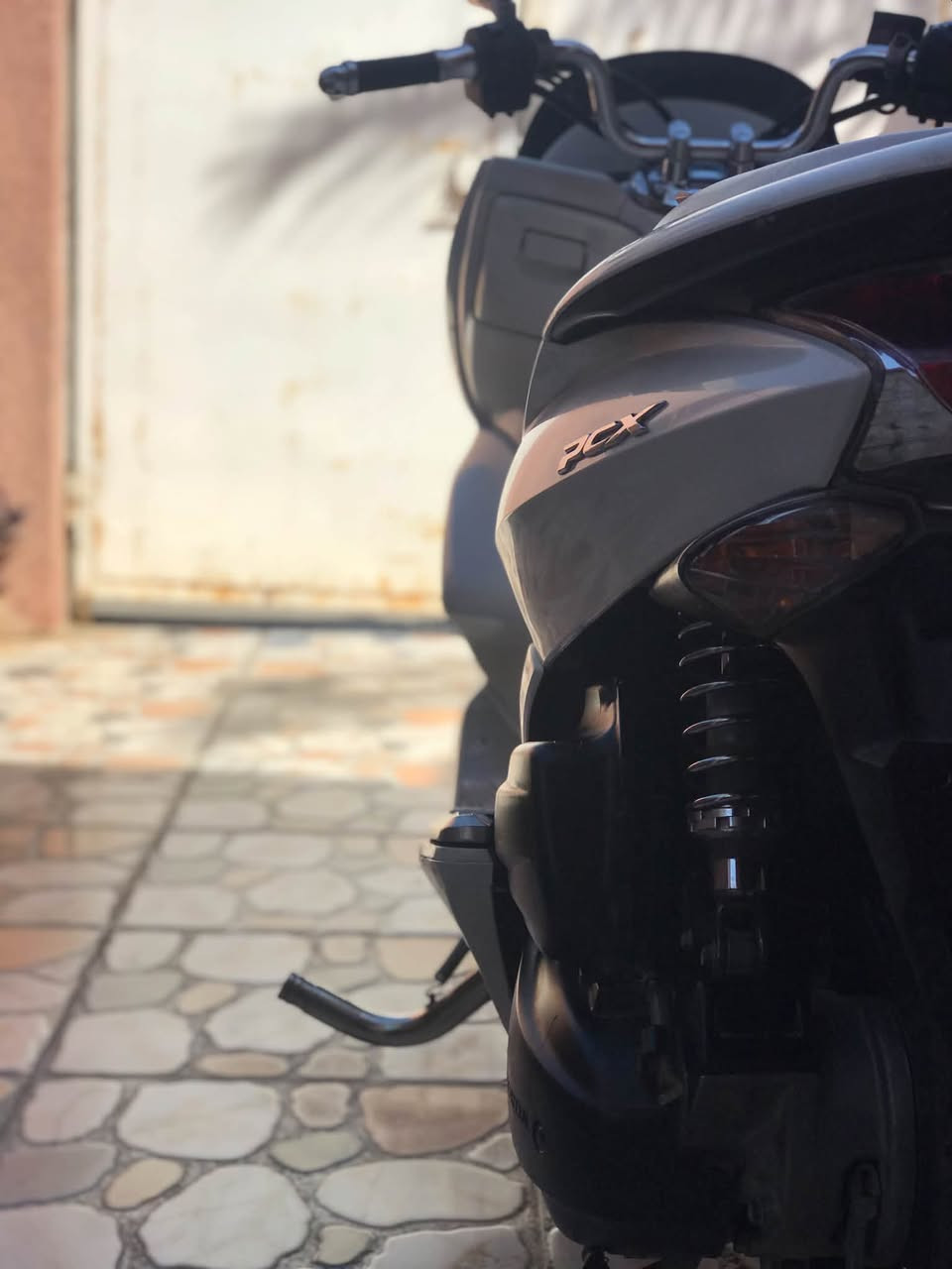 دراجة PCXالجيل الول دراجة نضيفه رمبة دراجة يباني مديل 2016 بيهة وراق كملة السعر 14 بيهة مجل بصيط الاستفسار ***********
