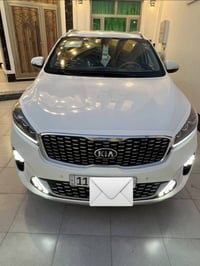 كيا سورنتو موديل ٢٠٢٠ ماشيه ٥٨ شركة الدولية  فول مواصفات عدا بنوراما م...