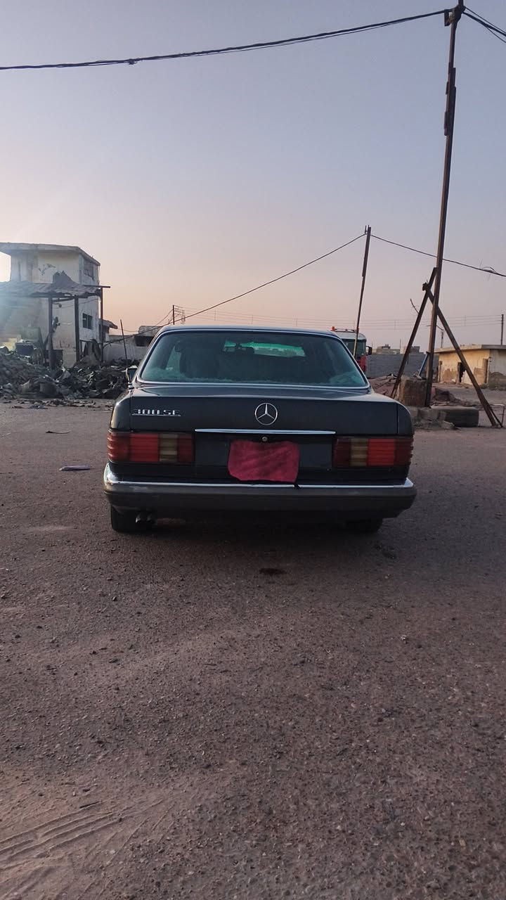 للبيع موديل  89عنوان بغداد  ***********
