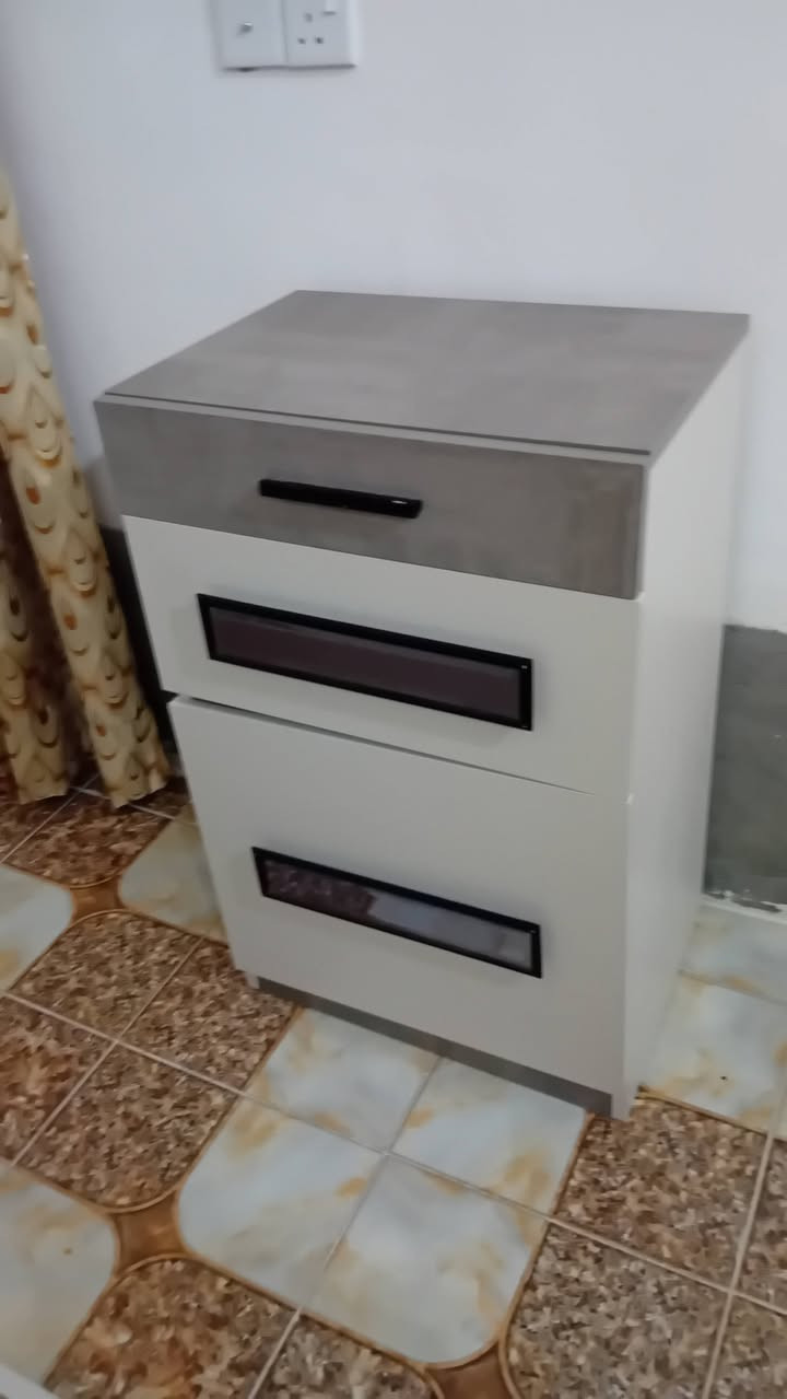 السلام عليكم عندي غرفة تركة جديدة ***********
