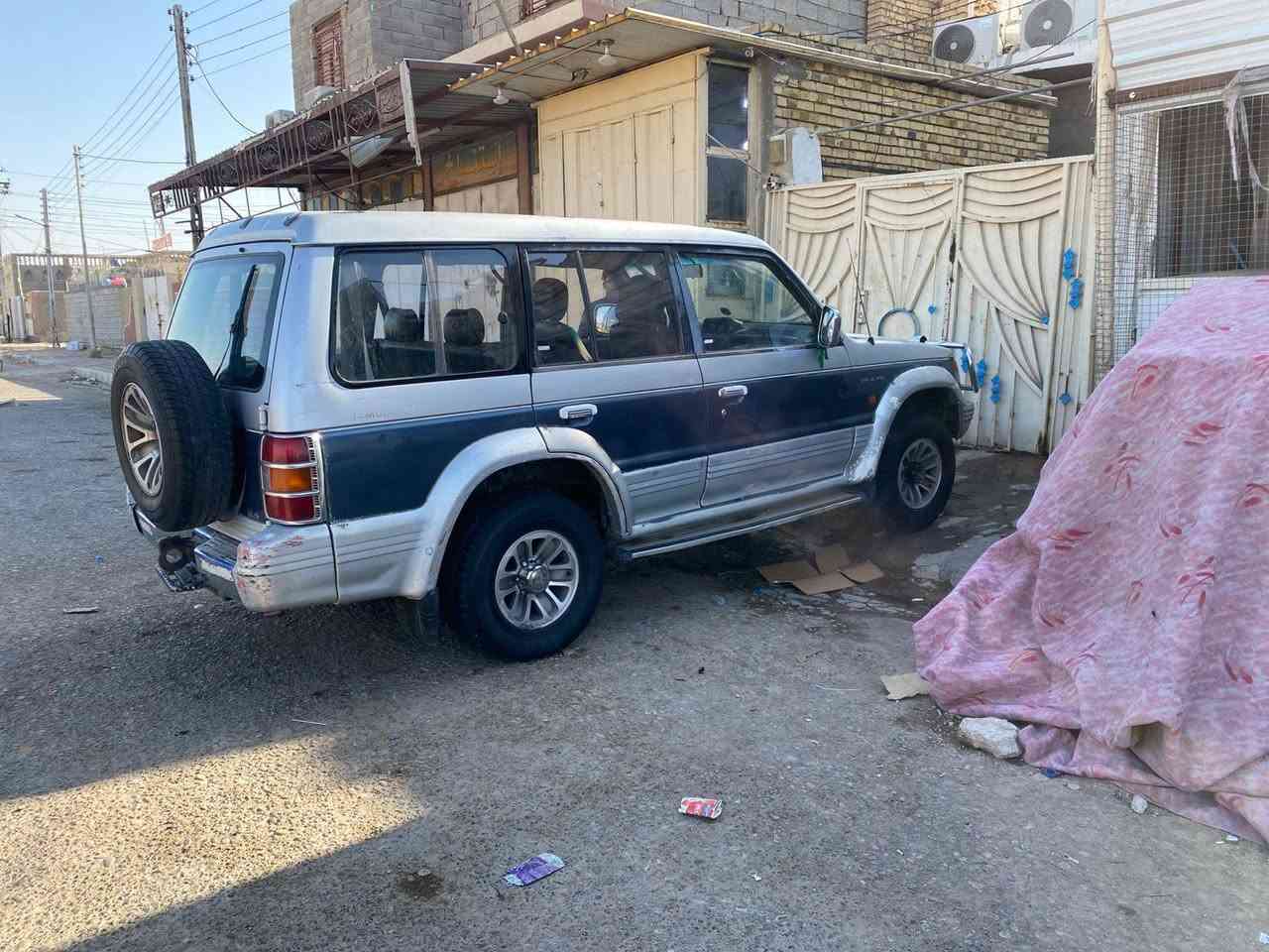 السلام عليكم ملخصات واجيرو موديل 93 مكينه وكير بلاديه سياره خير من الله لا ضربه لا صبغ سياره بلاد تخم تاير حداديه جديده يسرب لات سياره شفرات عين كم بالصوره سعر السياره ب 40 وبيها مجال بسيط مكاني العماره الشرايي خير تدلل***********
