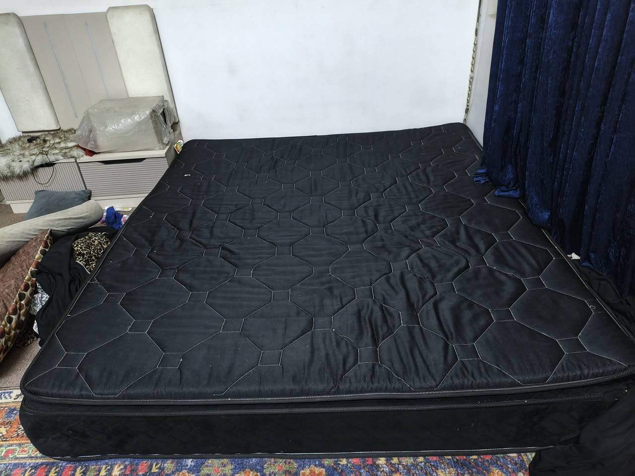 دوشك • نضيف • شبه جديد