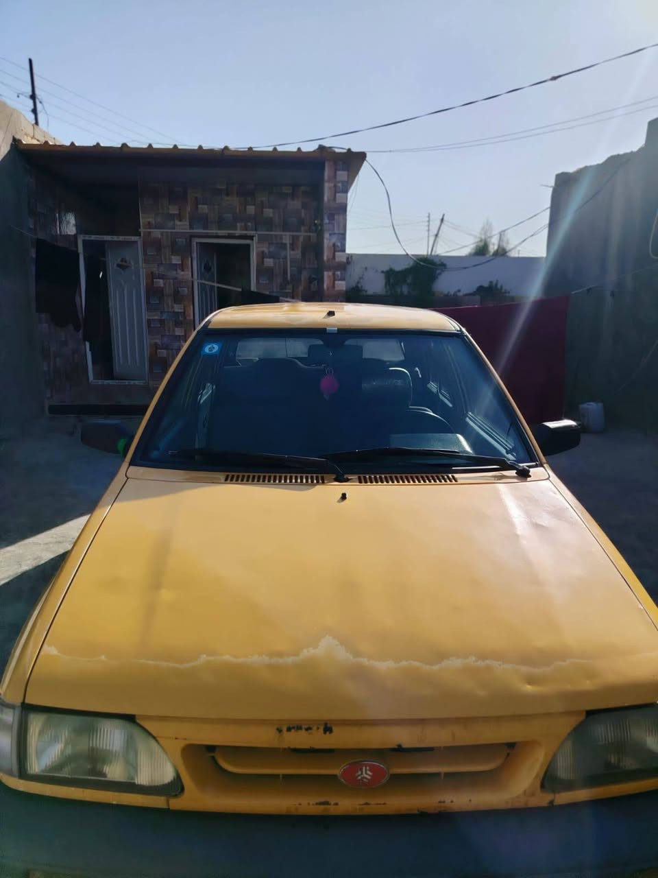سلام عليكم سياره سايبه له لبيع رقم بغداد نكليزي مكينه كير شرط حداديه وره وكدام جديده تخم تاير باتري جديد شواصي مكفوله موديل 11 تبريد نقص كمبريسر دوشمه جديده سعر خاص ***********
