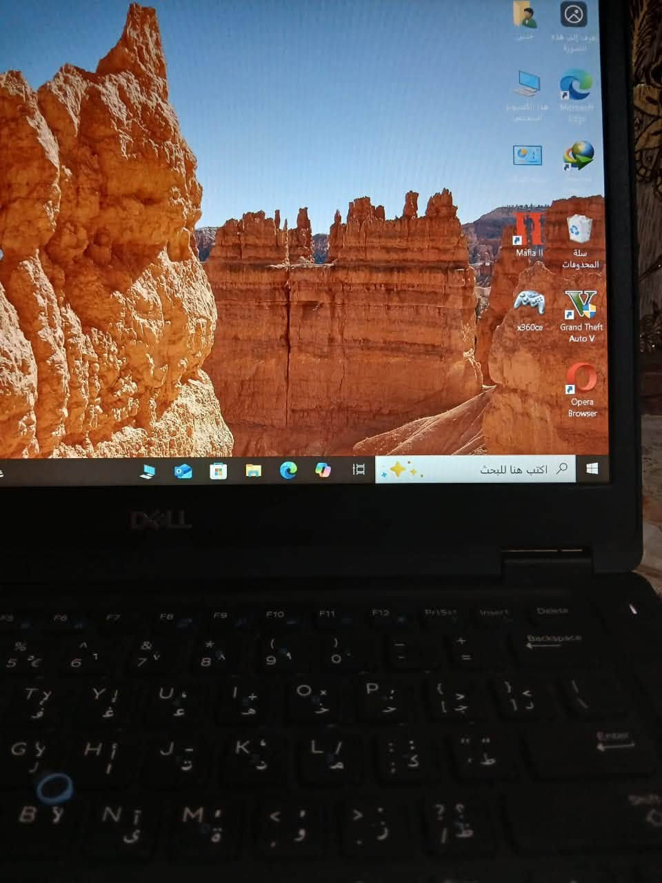 السلام عليكم 
لابتوب Dell جيل العاشر للبيع

معالج: Ryzen 5 pro 2500 يعادل intl core i5 10310 
رام: 8 DDR
هارد: 250  SSD m.2
كرت شاشة الداخلي: مدمج يفتح 8GB
كرت شاشة خارجي: 1GB AMD Radeon vega 8 Graphics
دقة الشاشه: FHD (1920*1080)
حجم الشاشة: 14 انج
تشغل يوتيوب  وسينمانه 4K

الابتوب موجه للالعاب والبرامج الهندسية يشغل الوتكاد والفوتوشوب وباقي لبرامج الهندسيه بسلاسه تامه
البطاريه ادوم 4 ساعات انطيك ضمان 3 ساعات

يحتوي على منافذ متعدده 
منفذ يوسبي عدد 4
منفذ لان
منفذ اج دي 
منفذين شحن

الابتوب مستخدم شي بسيط
الملحقات: الشاحنه الاصليه مالته

السعر: 200 الف وبي مجال 
التواصل خاص او على رقم الهاتف اتصال او واتساب 
***********
