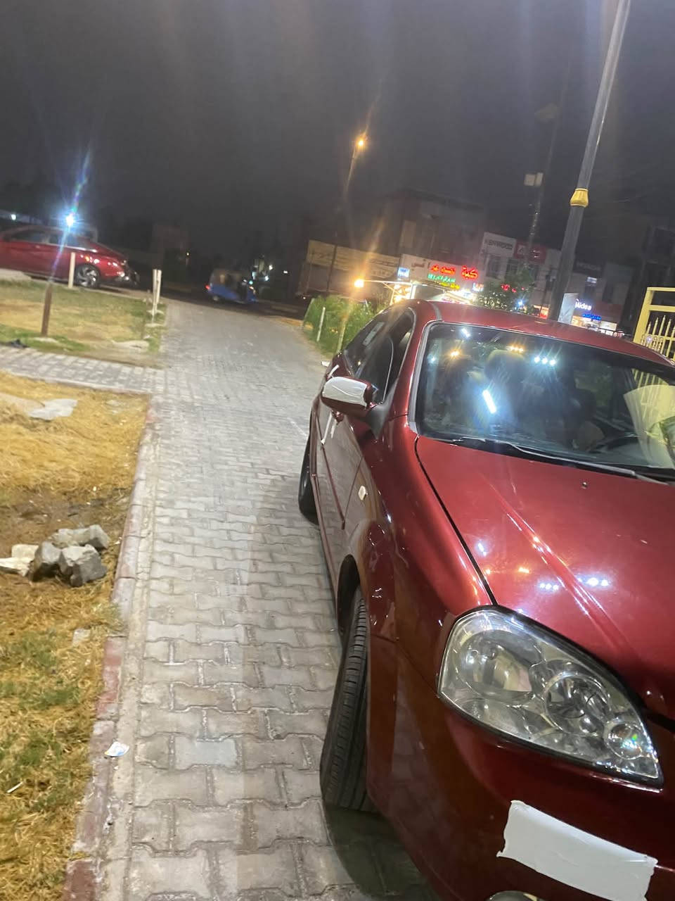 السلام عليكم
فورنزه للبيع٢٠٠٧
بيه حزام صبغ
سعر ٤٥ وبيه مجال 
التبريد شغال ثلج
الستفسار على هاده الرقم
***********
