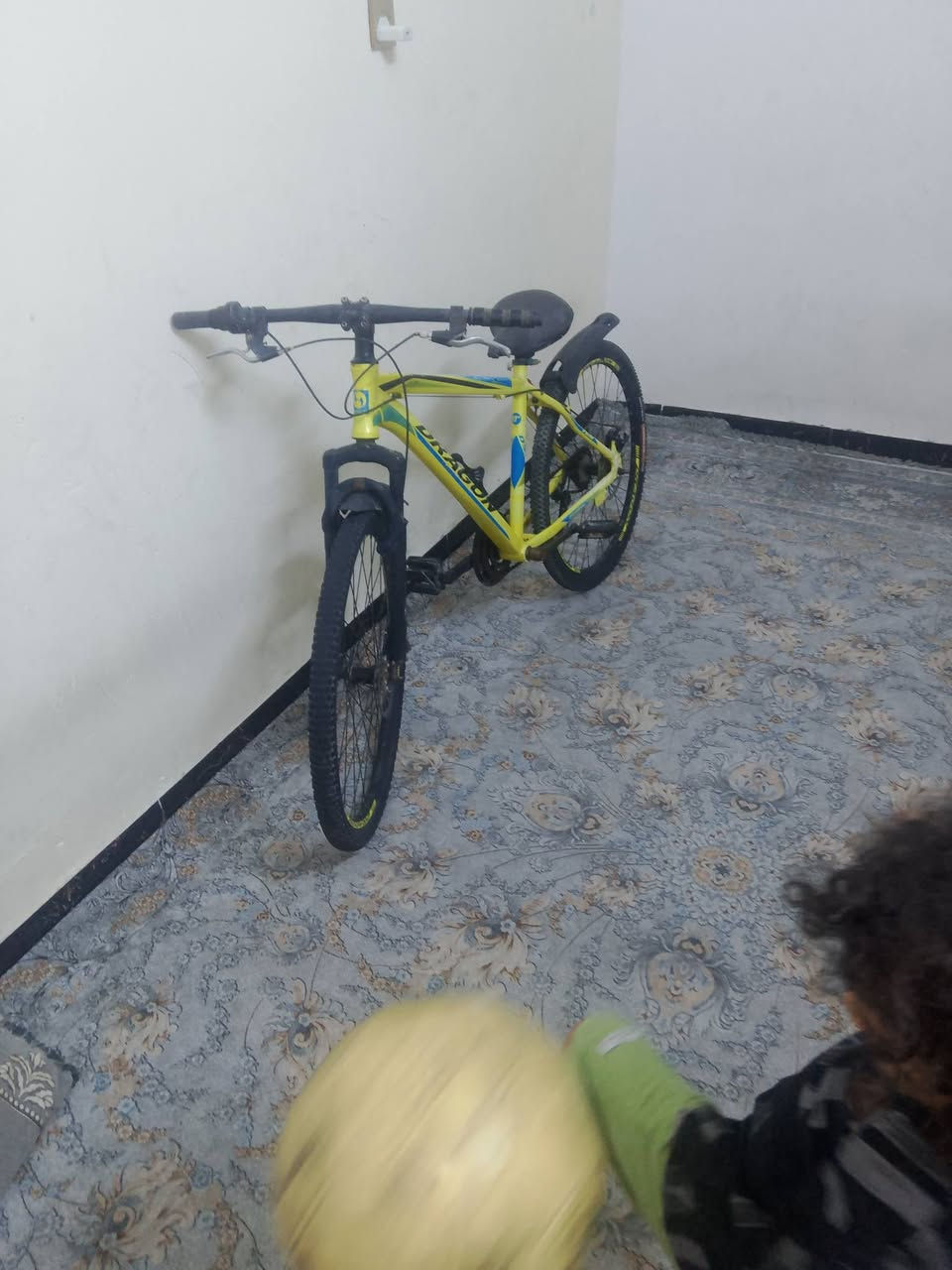 سلام عليكم بيسكل للبيع حجم 26 ياباني السعر 60 وبي مجال حك الجية مكاني بغداد البلديات دورالعمال شارع اثلاثين رقمي ***********
