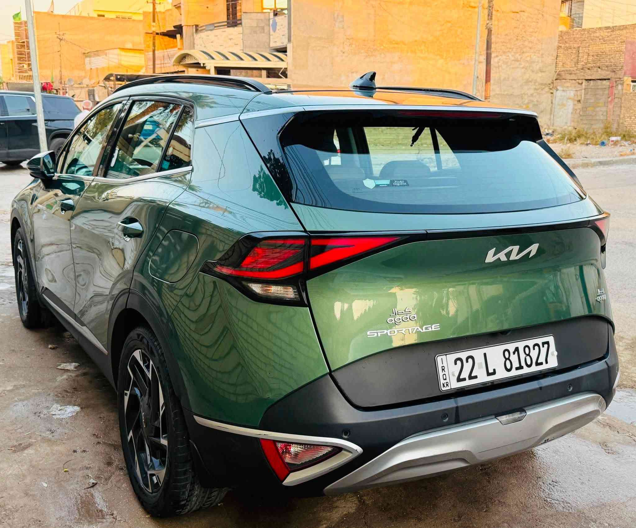كيا سبورتج خليجي
فول مواصفات 1/1 

ضمان شركة اكدال

                               Kia Sportage 2024 

ماشيه 43 الف

✨ التفاصيل والمواصفات الكاملة:

بانورما سقف اسود على طول السقف

مقاعد الامامي تبريد 

مقاعد الامامي تدفئه ( هيتر )،

ستيرن تدفئه ( هيتر ) 

رادار جانبي بالمرايه الجانبيه مع تحذير صوتي

نظام استشعار الحركة عند فتح الابواب

نظام شحن واير ليس

ايرباك عدد ٦

نظام الاناره الامامي (Boomerang LED DRLs)

حساسات امامي وخلفي 360 درجه

مقاعد الامامي كهربائي

صندوق الخلفي كهربائي

تحكمات ستيرن كامل

مرايا الجانبيه شفط

كامره خلفيه دواره مع عدة اختيارات للتصوير

انظمه قياده متعدده مجهزه بالسياره

اوتو هولد توقف Auto hold 

بصمات شركة عدد 2 مع كتلوكات الشركة

📌 ملاحظه:⭐️

‎ 

السياره مكفوله كفاله عامه عدى شخط بسيط

***********

📞

مكان السياره بغداد الزعفرانيه

..

السعر .. 208 $
