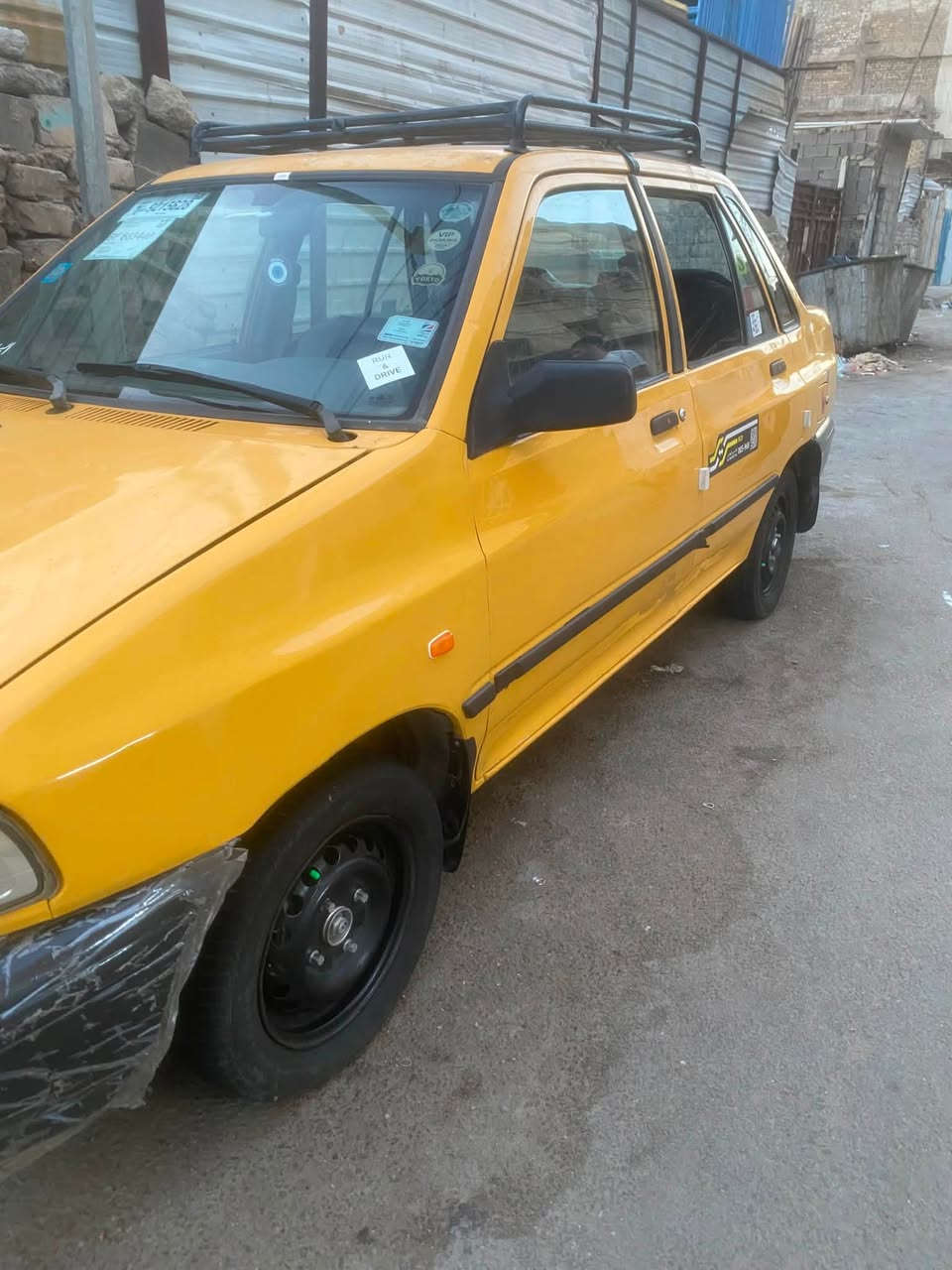 سلام عليكم سيارة 🚗 سايبة للبيع موديل 2012 بيهة جاملغ خلفي بنيد صبغ بدون معجون او ضربة سيارة بيهة هلالات معمرة تخم تاير حدادية امامية وخلفية سيارة مصفرة هيئة وغرامة تحويل مباشر السعر25العنوان بغداد مدنية الصدر الورفلي اي ستفسار اتصل على الرقم ***********
