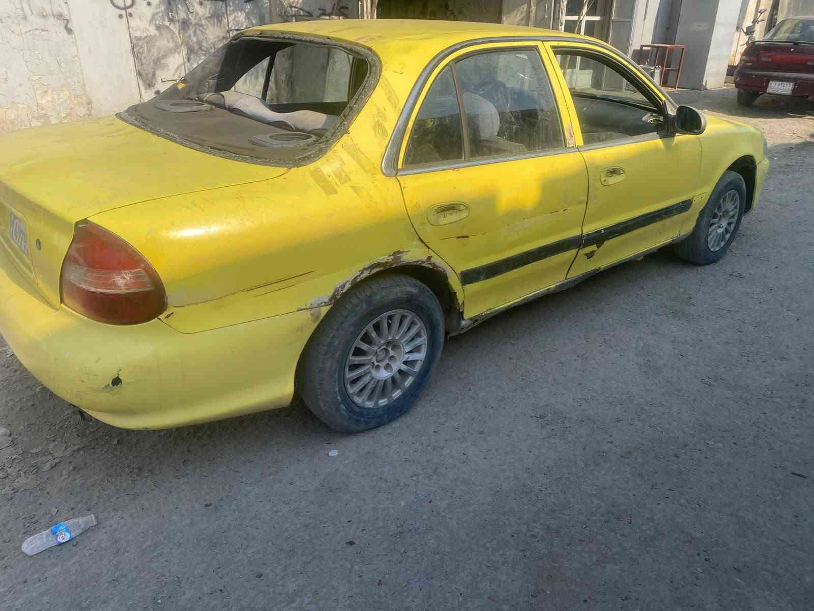 السلام عليكم سوناتا موديل 2000 سنويه لل30بسمي كير محرك تمام الباقي شوف العين سياره تعمير سعرهة 19ورقه و بيهة مجال للشراي مكاني سامراء ***********
