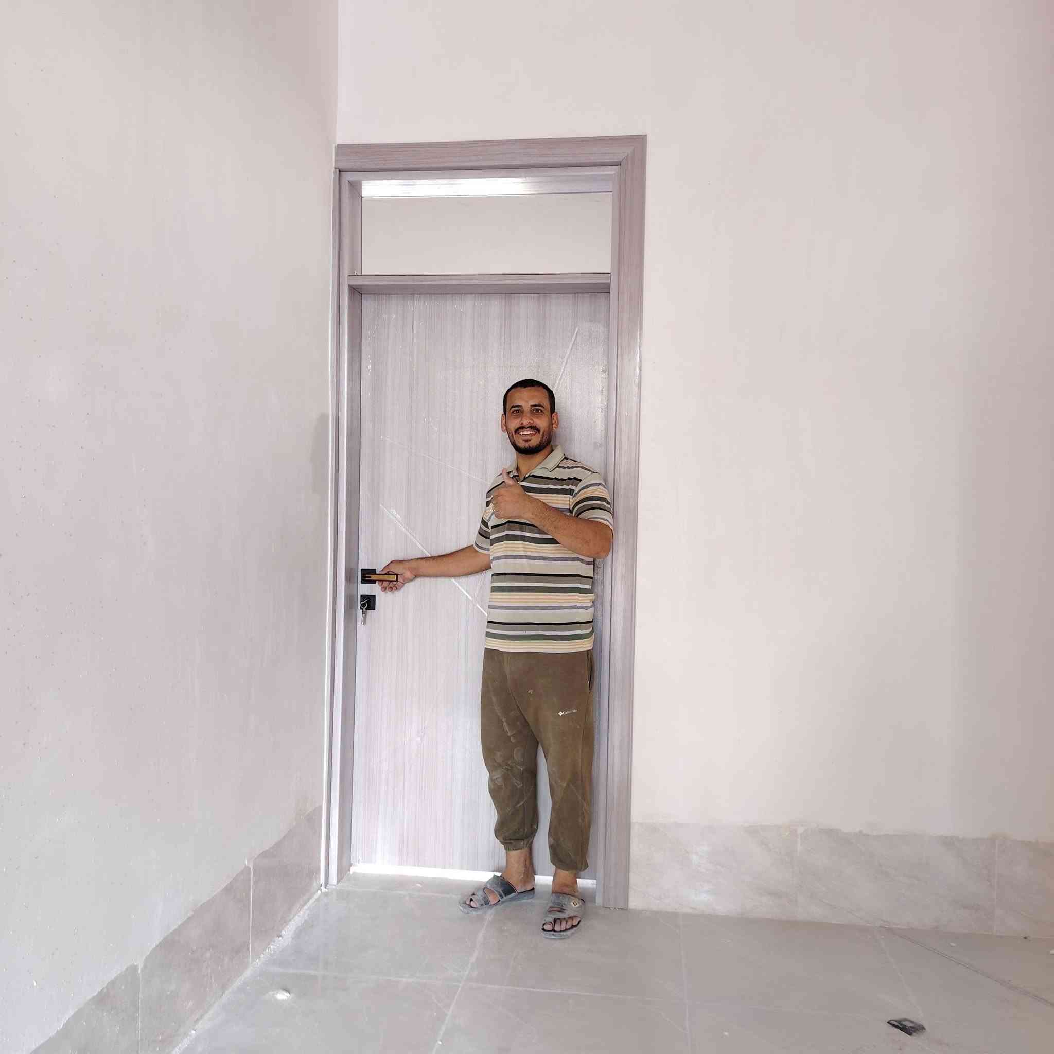 المعمل التركي خيارك الامثل  0***********
الحمدلله جزء من عملي في الأبواب التركية والبلاستك بسعر مناسب جداً. وظمآن خمس سنوات
