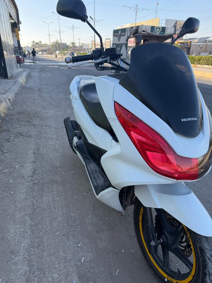 للبيع PCX جيل ثاني فول للاخير
مكفوله كفاله عامه من شخوط بسيطه فقط
مكينه ١٥٠ 
المنشا ياباني 
السعر 13$ وبيه مجال
الشراي يتصل على الرقم 
*********** 
المكان ديالى بعقوبة
