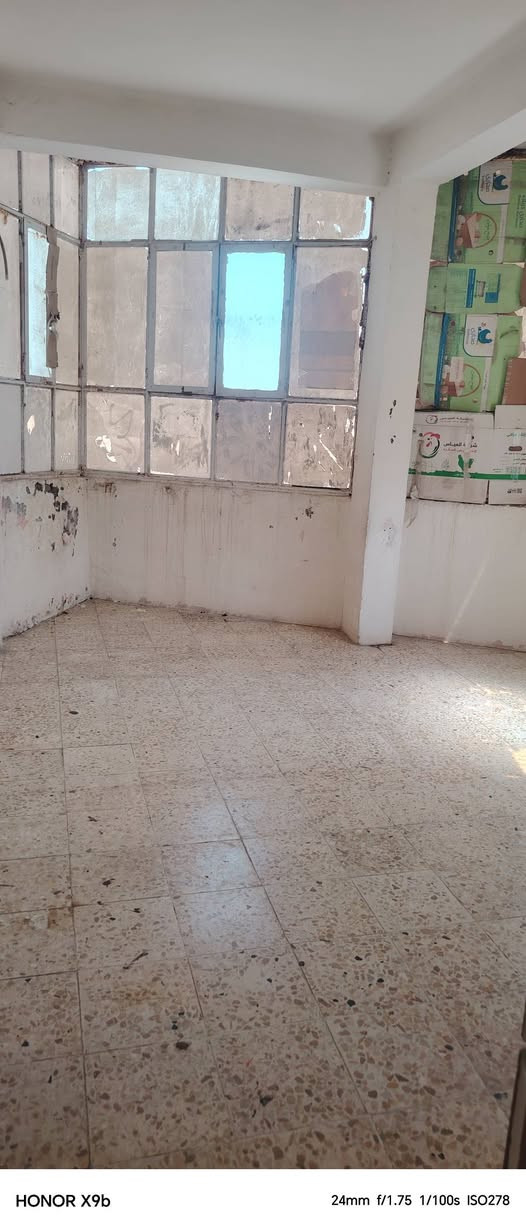 يوجد لدينا

شقه للايجار

غرفتين كلدور مطبخ صحيات

سعر الاجار 250 الف

الماء والكهرباء واصل ع ابو الشقه

حله حي الإمام قرب كرار ابو الكص

للاستفسار الاتصال على الرقم ***********
مراجعة مكتب ابو رقية للعقارات
