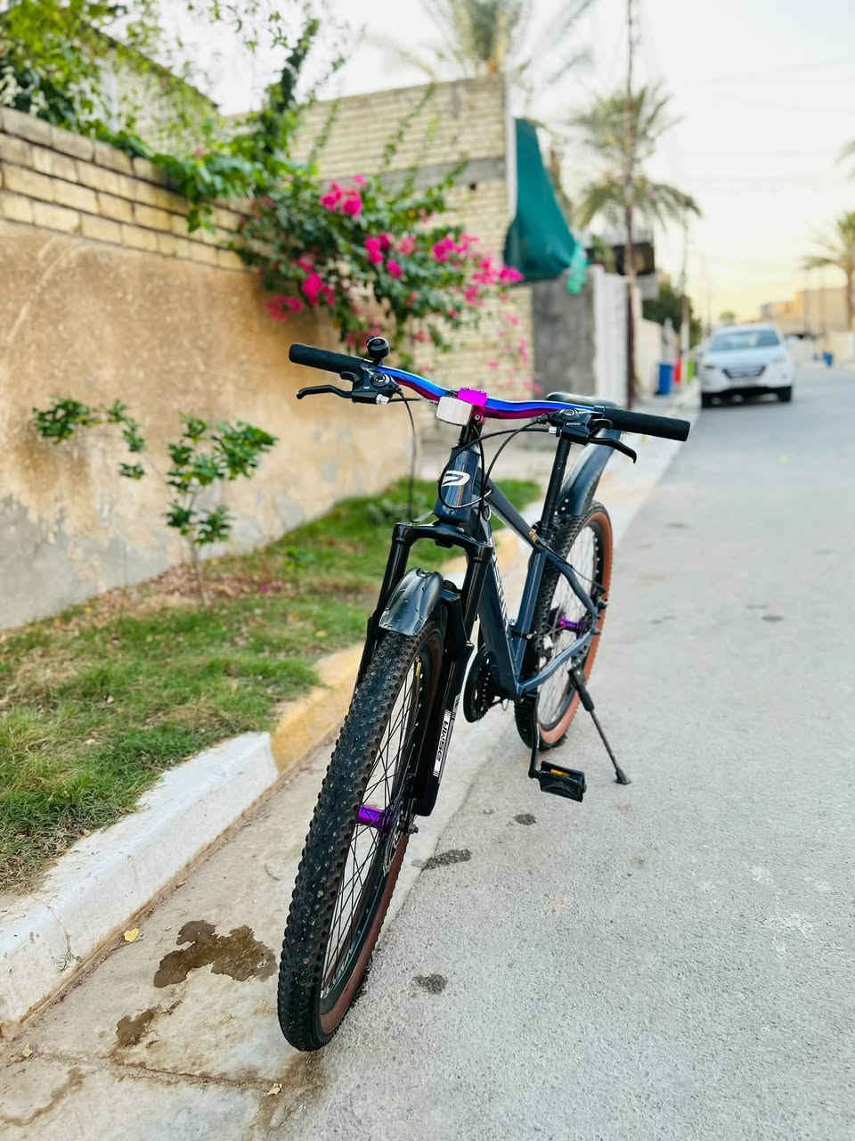 سلام عليكم شباب بايسكل دسما للبيع صارلي شهر من اخذته ب180 وهسه رايده ب160 وبي مجال جديد جدا اي ستفسار مراسلة الرقم ***********
