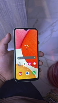 موبايل A14 ذاكره 128 بطاريه 5000 صارله سبوع من اشتريته السعر 150 وبي م...