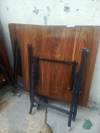 ميوزه • ٣ قطع • طاولة