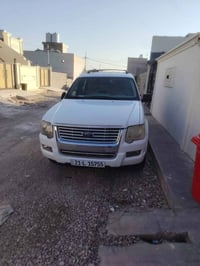 اكسبلور • ٢٠١٠ • ٧ راكب