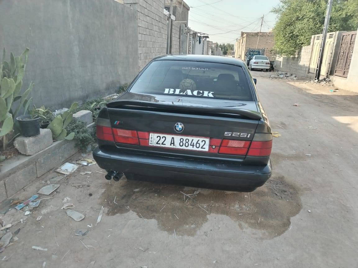 بي ام 525i • مديل 90 • نجف
