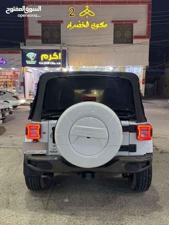 السلام عليكم..
للبيع او للمراوس جيب رانكلر انلمتد jk 2017 رقم بصرة الجديد بأسمي، 6 سلندر 3600cc اربع ابواب قمارة جلد قابل للفتح او الطوي ماشية 182الف كم. كشنات جلد شاشة اندرويد، السيارة كفالة عامة داخلة تقرير، كلشي شغال بيها. سيارة جاهزة. السعر 170 ورقة وبيها مجال قليل.
مكان السيارة البصرة الحكيمية.
للاستفسار *********** البصرة, العراق
