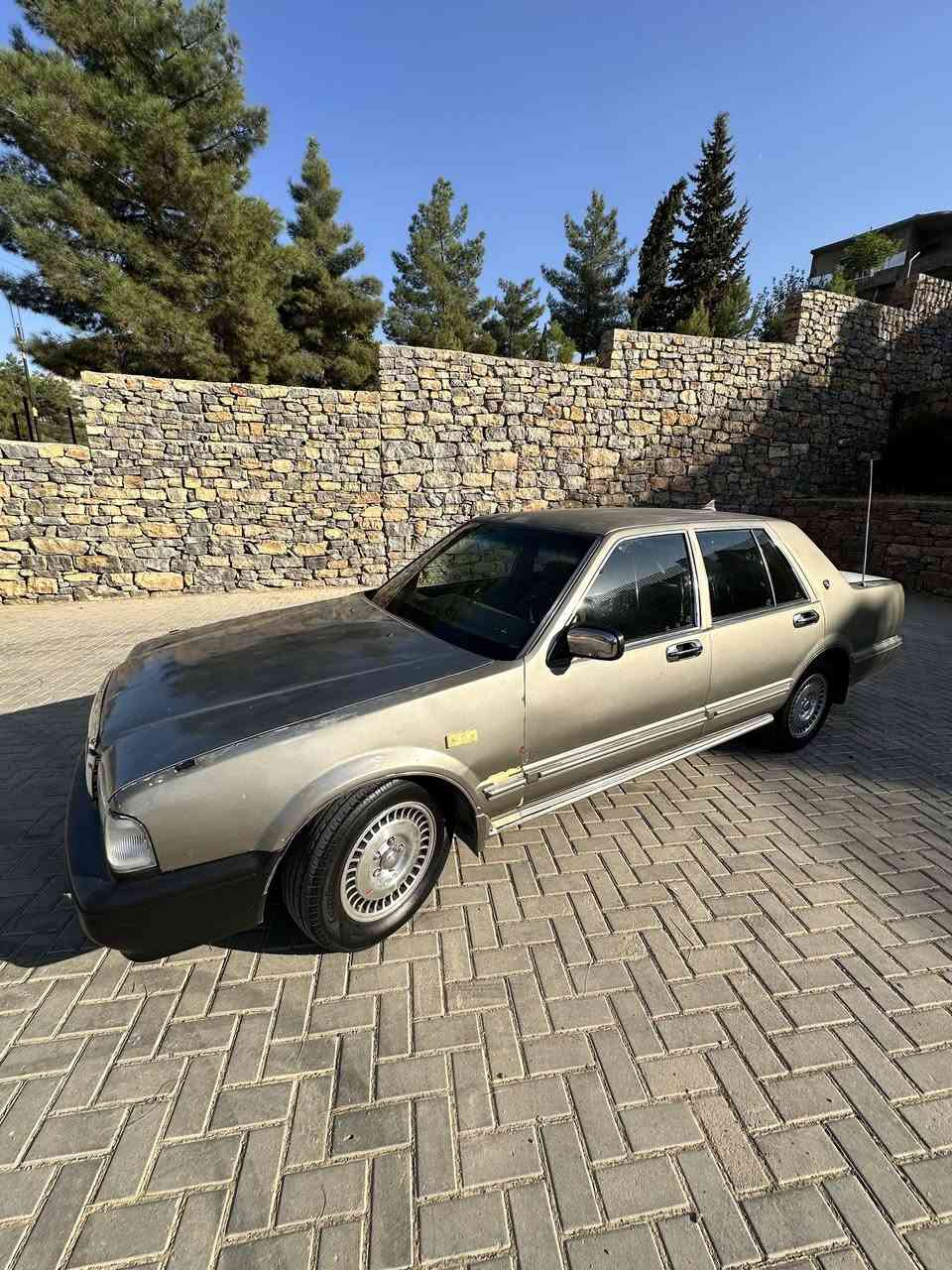 بەناوی خوای  گەورە
نیسان سدریک  ٢٠٠١  بۆ فرۆشتن  ڕەقەم سلێمانی بەشەرتی تەحویل  ٤٠٠ هەزار غەرامەی تیایە ئەگەڕێنرێتەوە  گێڕ و مەکینە بەشەرتی ١٠٠ فیتەر  تەبرید لەسەر سویچ  بەشەرتی بەستن  تەقەوڕەقەی نیە  کارەبایی هەمو گیانی ئیشەکات لەسەر دەقی شەریکە  دەعمی قورسی نیە سەیارەیەکی نەرم و کپ و خۆشە ماڵی دۆستە 

شوێن: هەڵەبجەی شەهید
نرخ:٢٣گەڵاو معامەلەیەکی کەم
ژمارەی موبایل:*********** ڤایبەرو وەتسئەپی لەسەرە
