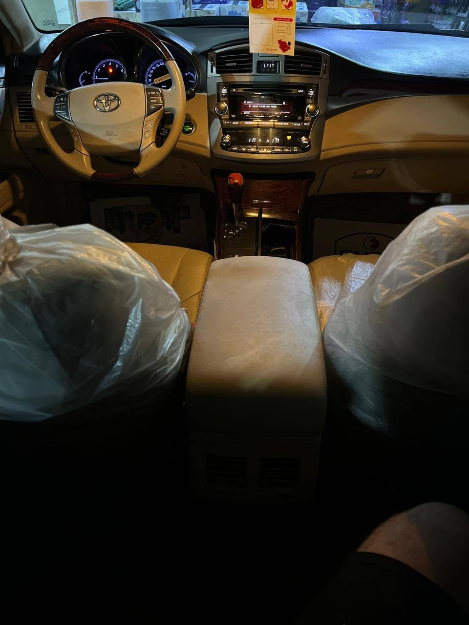 السلام عليكم
افيلون موديل 11
خليجي فول مواصفات 
رقم بغداد ماشيه 138 الف
 العنوان بغداد الرضوانيه 17سويب 
رقم الهاتف ***********
السعر 215وبيها مجال قليل
