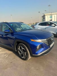 توسان للبيع فول فول السيآره وجديده ماشيه السياره ٤٠ جديده السياره السع...