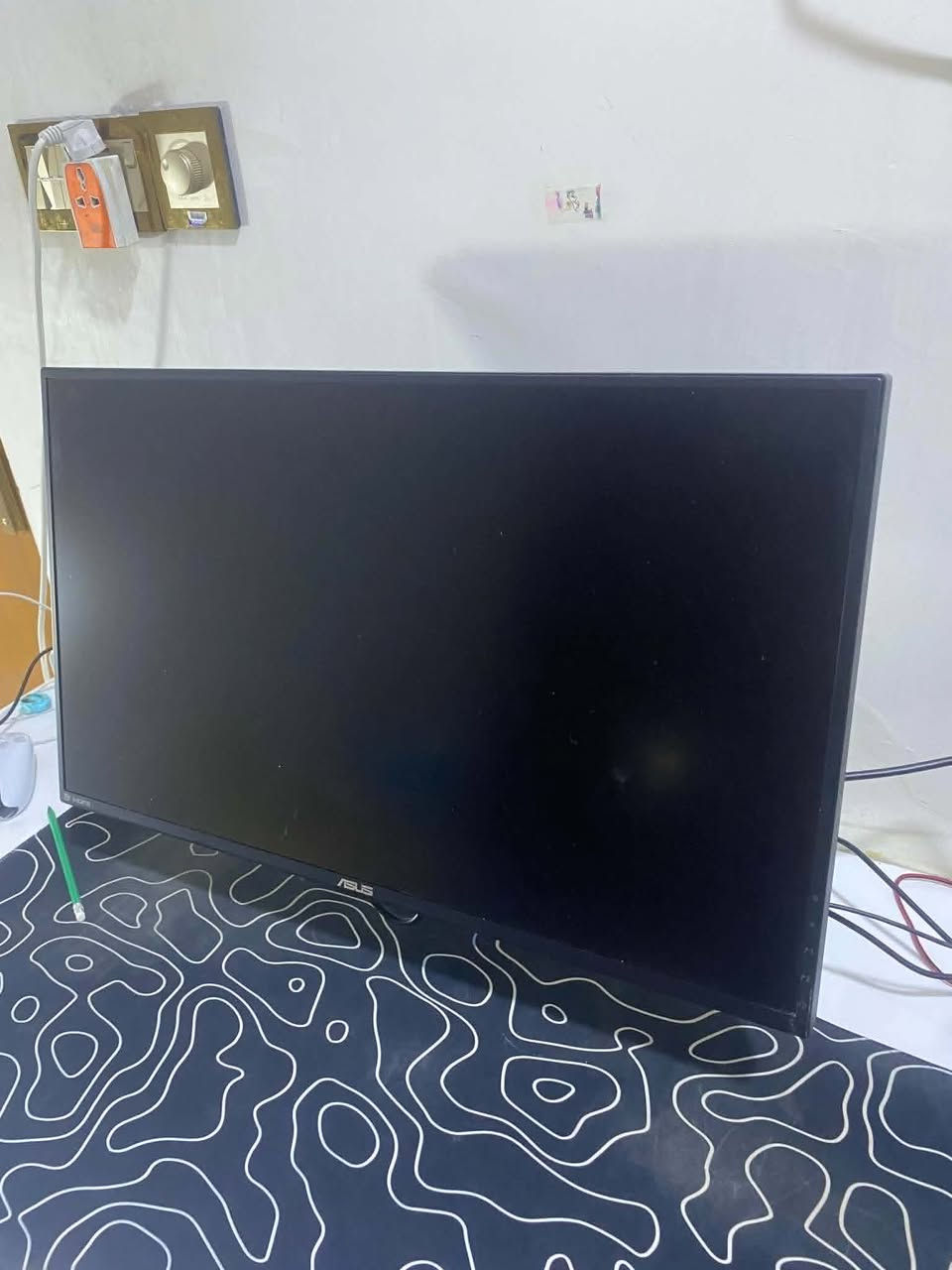 السلام عليكم شاشتين للبيع 
الاولى : 
ASUS 
280 HZ
IPS 27 FHD 
مكفوله كفاله عامه سعره ٢٣٥
الثانيه : 
MSI
180HZ
27 2k 
مكفوله كفاله عامه سعره ٢٤٠ وبيهن مجال كلش بسيط 
موجود توصيل محافظات مكان الكوت للاستفسار خاص او ***********

