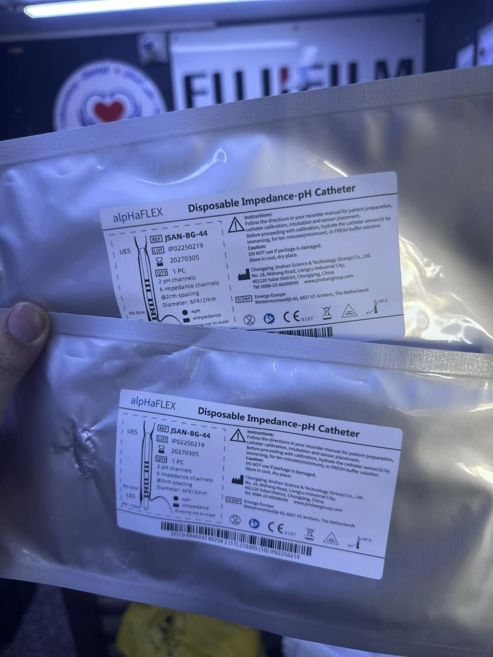 � متوفر الآن لدى مكتب سما الطب للمستلزمات والأجهزة الطبية

alpHaFLEX Disposable Impedance-pH Catheter

نوفر لكم Disposable Impedance-pH Catheter المخصص لإجراء 24-Hour Esophageal Impedance-pH Monitoring، والذي يُعد من الفحوصات الدقيقة لتشخيص ومتابعة حالات الارتجاع المعدي المريئي (GERD)، مع إمكانية الكشف عن الارتجاع الحمضي وغير الحمضي.

المواصفات:
✅ 2 pH Channels
✅ 6 Impedance Channels
✅ 2 cm Electrode Spacing
✅ 6 Fr / 2 mm Diameter
✅ Sterile – Single Use

الاستخدامات السريرية:
🔹 تشخيص الارتجاع الحمضي وغير الحمضي.
🔹 ربط أعراض المريض بنتائج الفحص بدقة.
🔹 تقييم استجابة المرضى للعلاج.
🔹 مناسب للمستشفيات، ومراكز الجهاز الهضمي، والعيادات التخصصية.

📍 العنوان: بغداد – باب المعظم – مقابل دائرة صحة بغداد الرصافة.
📞 للاستفسار والطلبات:
***********
***********

مكتب سما الطب للمستلزمات والأجهزة الطبية
شريككم في توفير أحدث الأجهزة والمستلزمات الطبية بجودة عالية وخدمة موثوقة.

#سما_الطب #MedicalDevices #Gastroenterology #GERD #ImpedancePH #MedicalSupplies #Baghdad #Iraq
