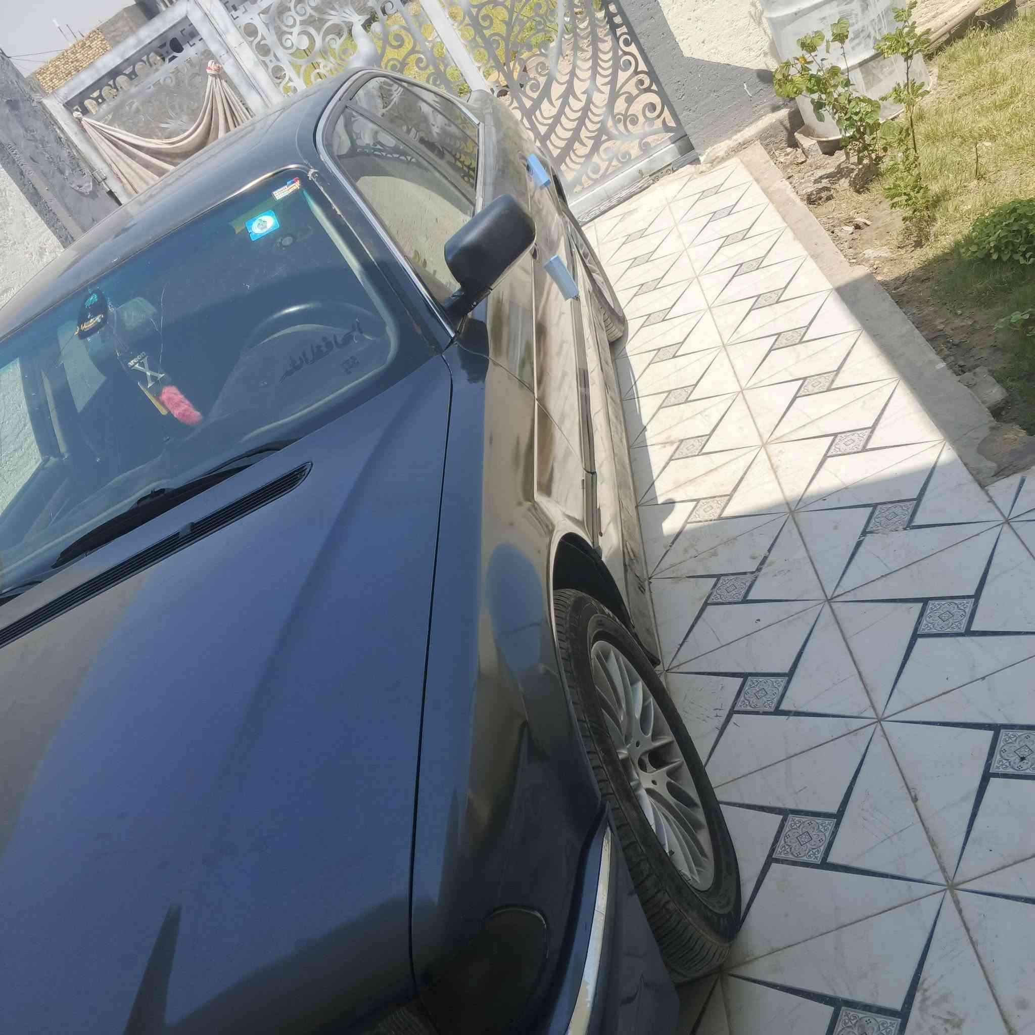 سلام عليكم بيام كاسحه 740i
االبيع مرراوس هم ترهم وانطي فرق بس كون السياره جديده 
تبريد ويا سويج 
رقم بابل بسمي 

كير ومكينه خير من الله 
رقم ***********

