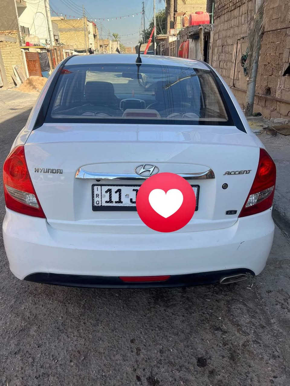 السلام عليكم
اكسنت منغولي موديل ٢٠١١
رقم بغداد هزه جديده والسونر مرفق ويه 
وابيه طخه بالجاملغ البصف السايق شبر قبل اسبوع نطخت السياره جاهزه باتري جديد قبل يومين مشتريه السياره مكانه بغداد الارصافه متواجد ع الفيس السعر ٨٢$ وابيه مجال بسيط 
***********

