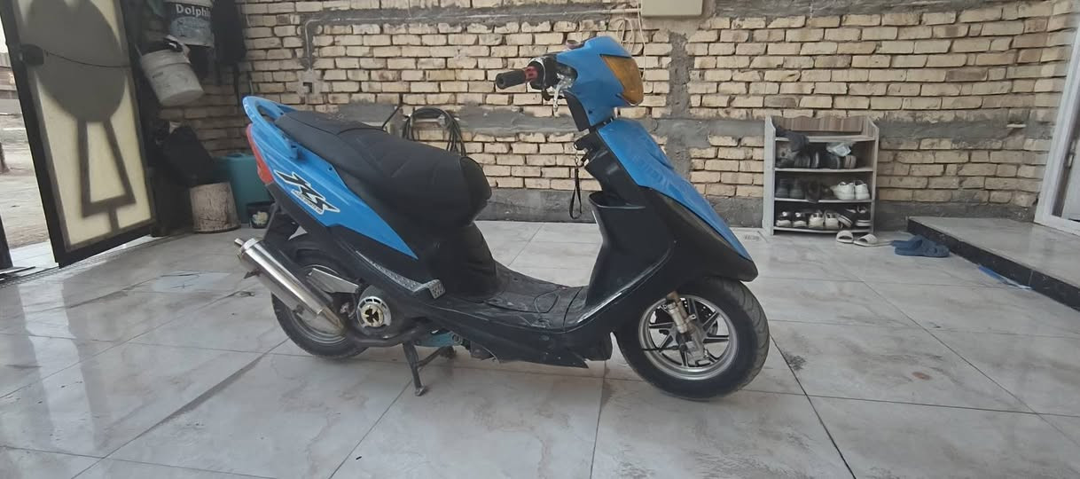 سلام عليكم ماكس عدله للبيع بوشه 50بلاد مفتوحه ولفات فقط دراجه خير من الله مزوده
ويل رياضي 

دبلات اماميه رياضي 

شيال رياضي 

قطرت دهن رياضي 

صالنصه صجميه طلقه هيا ول بليته مالته 

زوج تايرات جدد كهربائياته شغاله من الطول لطول 

مشي ومعدل خير من الله ماكوو تفاصيل بعد خاص سعره (450 وبيه مجال) مكاني سوك الشيوخ رقمي *********** مع تحياتي للجميع @إشارة

نص مكتوب في الصور:
- مَجْهُول