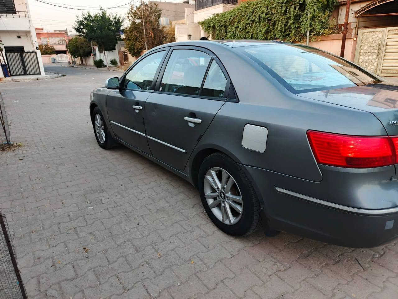 سوناتا للبيع موديل 2010 محرك 24 سياره الرقم كركوك شرط الوكاله والتحويل قطعتين صبغ بدون دواخل بدون نقص برغي سعر72 ورقة هذا رقمي  مكان سيارة كركوك❄ بيها بطاقه بنزين  شراي يخابر ***********

