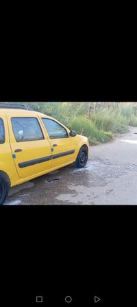 رينو للبيع موديل 12 سياره جاهزه مكينه وكير نظيف شرط 07828948160