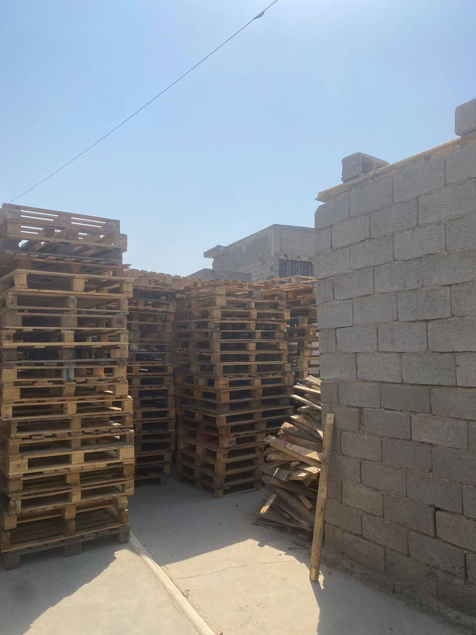 سلام عليكم سكيب البيع ١٠٠ في١٢٠ سعر تصال على رقم ***********
