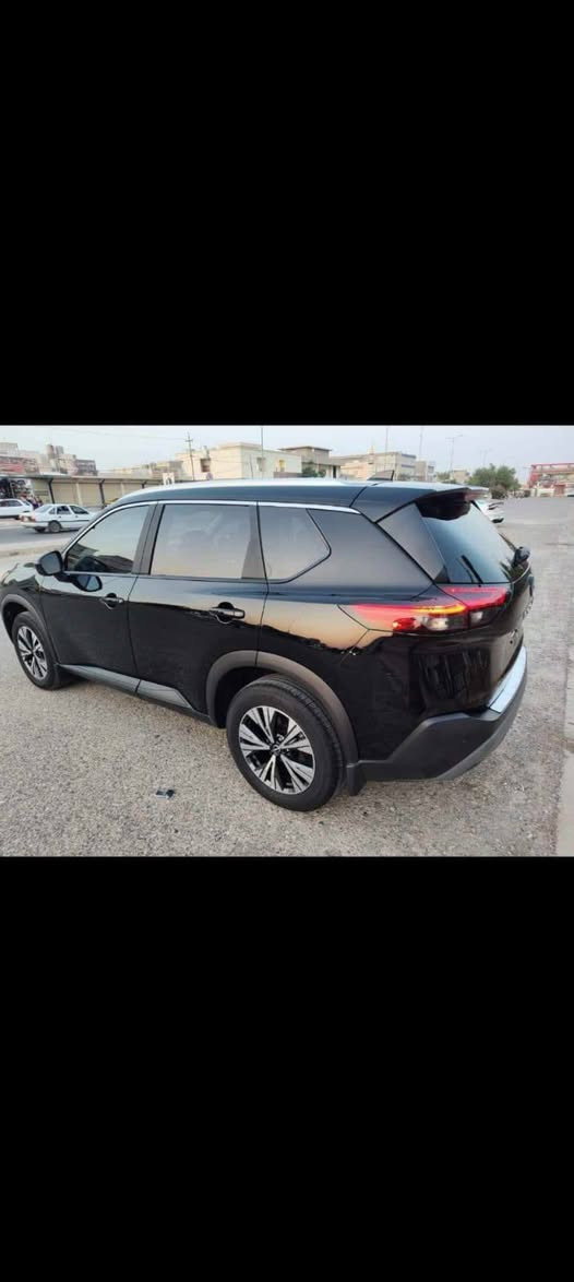 سيارة نيسان روج موديل 2023
فول مواصفات رقم بغداد فقط 
البنيد صبغ  3 سلندر 1500 تيربو 
الحادث موضح بالصور 
العنوان بغداد الكريعات 
رقم الهاتف ‏‪***********
السعر 125 بيع مستعجل

نص مكتوب في الصور:
- 7 / 18