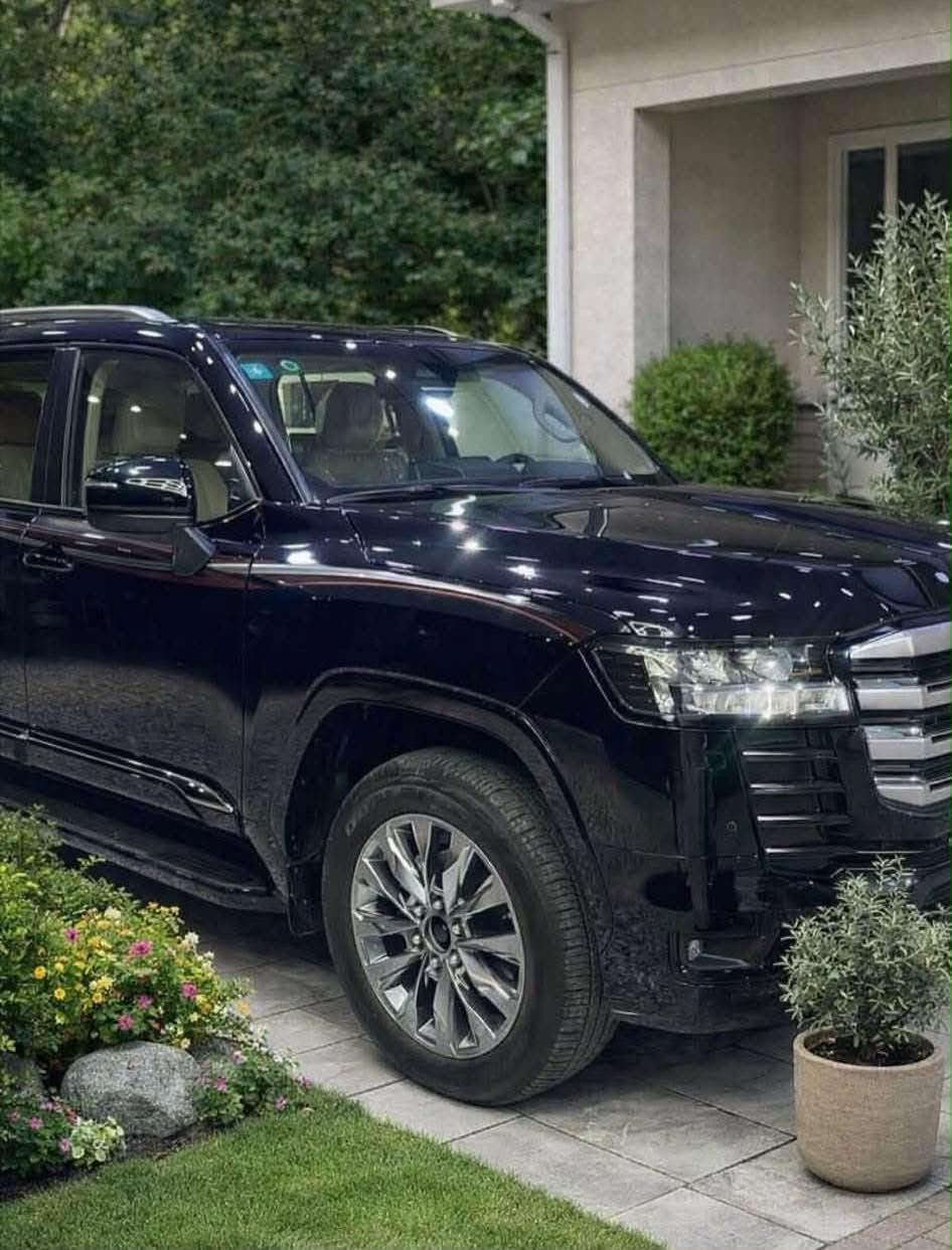 لاندكروز جكساره بريمي ٢٠٢٥ شهدأ باسم راعيها رسمي 
6سلندر تنفس طبيعي  زيرو 📟
مغلفه ppf
بضمان ١٠ سنوات
سعر/السعر 7شدات و20 ورقه
 &شاشات ٣ ابل كار بلي&كامرات ورادارات وحساسات 📷٣٦٠& ابواب شفط مع الصندوق الخلفي شفط 
& كشنات جلد تدفئه وتبريد والاماميه تحكم كهرباء& اشارات ترحيب ضوئيه عند فتح الأبواب الاربعه& 
شحن وايرليس عدد٣ واحد للأمام و٢ بلخلف & 
تحكمات استيرن جهتين وعداد سرع ديجتال & 
دبل اكسل فور ويل درايف& 
لد نهاري خلفي وأمامي & 
زراكات تنظيف الاضويه &
 ثلاجه &مطفئه & 
تشغيل عن بعد &
بصمتين & 
السياره رقم بصره / شهداء باسمي اسوي وكاله عامه مطلقه تتحول شهر ١١ سنة ٢٧  ولايحتاج حضور المالك عند التحويل فقط  او الوكاله  السعر ٧ شدات و٢٠ ورقه

00447897361411 وتساب📲

***********📱

مكلفين ب نشر اخوان لحد يراسنه اتصلو على الارقام الموجوده الزبير, البصرة
