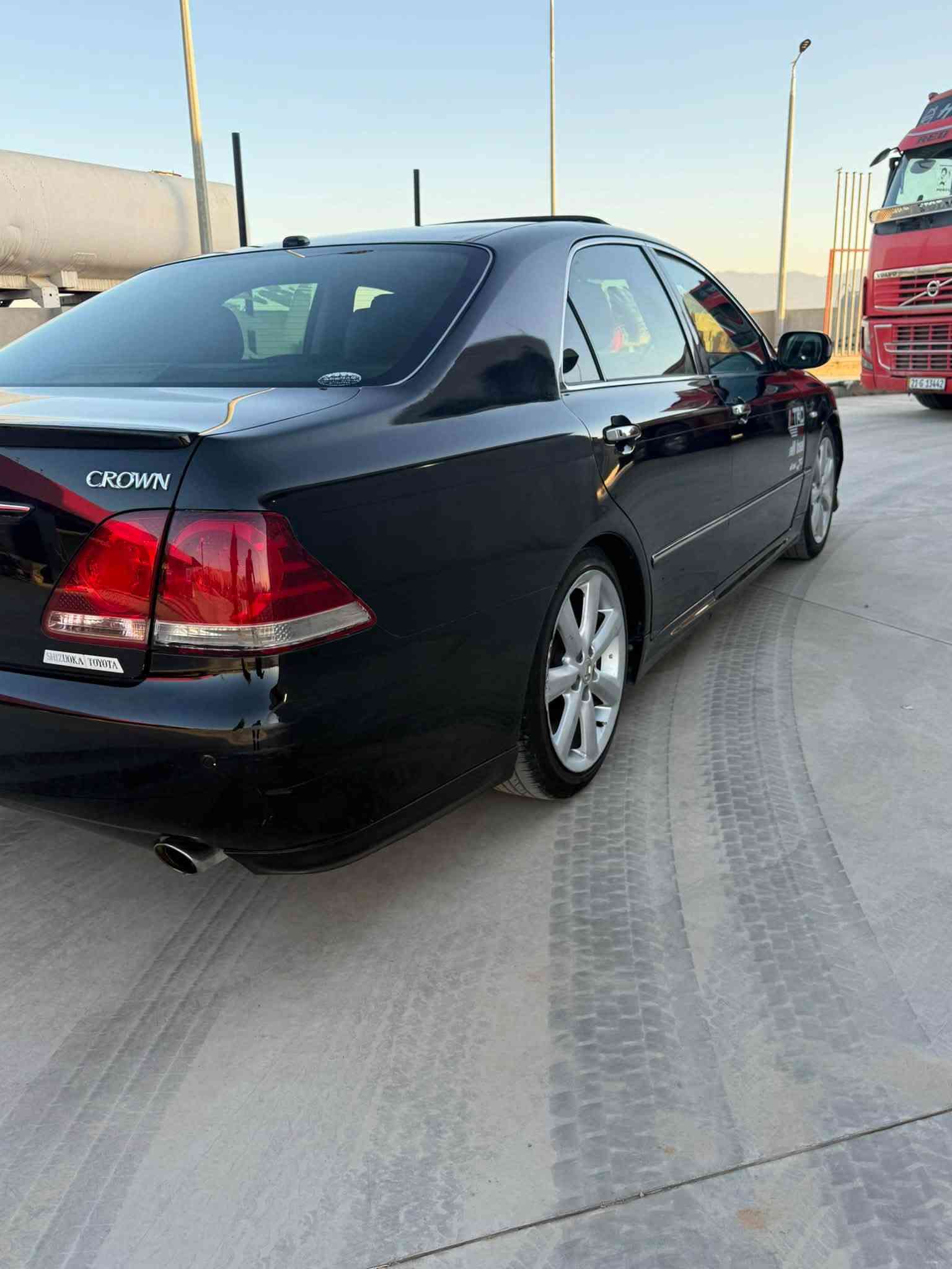 سلام علیک هاوریان 
شاهینە سپۆرت ٢٠٠٧ بۆ فرۆشتن براوە براوە
مواسەفات ٣ دوگمەی قەپات قەپات
کوشن جلد و هیتەر و خەزن
لایت ناوجەی کویر
١٨٠ گێرگەورە کۆد بەشەرت
مەکینە و گێر و دوکەل بەشەرت
کامل توند و بی تەقە و رەقە 
کامل مەسروف 
بی جال و شوخت وەک شوشە 
شوین چوارقورنە
ژم. ***********
